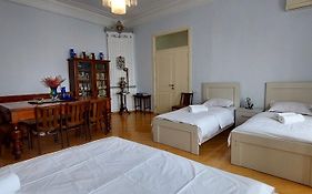 Daduna'S House